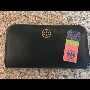 TORY BURCH LEATHER WALLET